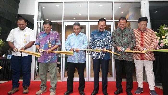 Podomoro Golf View Hadirkan Marketing Lounge di UI Agung Podomoro berkolaborasi dengan Universitas Indonesia. Mereka meresmikan marketing lounge di area Universitas Indonesia di Depok.