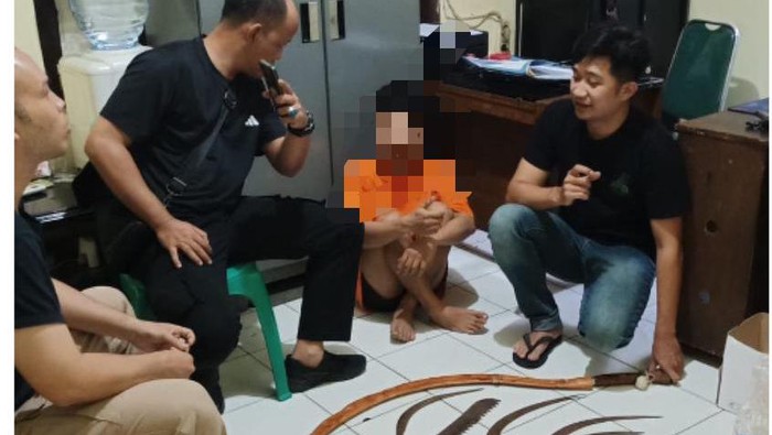 Pihak Berwenang Sita 11 Anggota Geng Kriminal yang Menebar Ketakutan di Bogor