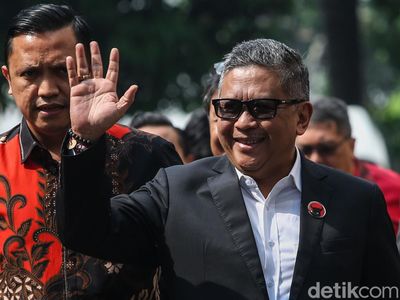 Potret Sekjen PDIP Hasto Penuhi Panggilan Polda Metro Jaya