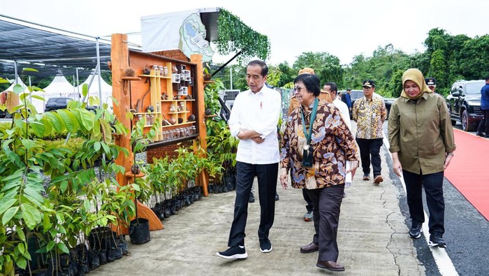 Presiden RI Joko Widodo (Jokowi) meresmikan Persemaian Mentawir