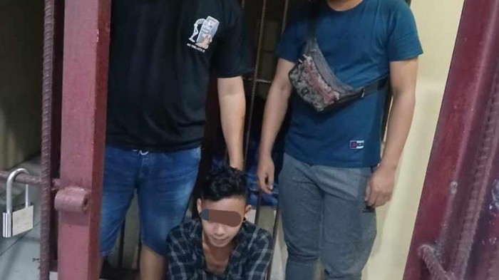 Pria penganiaya pacar gegara ditegur palak penjual gorengan di Kepulauan Sangihe, Sulut, ditangkap polisi.