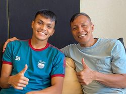 Legenda Sepakbola Indonesia Bejo Sugiantoro Meninggal Dunia