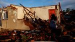 Dahsyatnya Amukan Tornado di Afrika Selatan