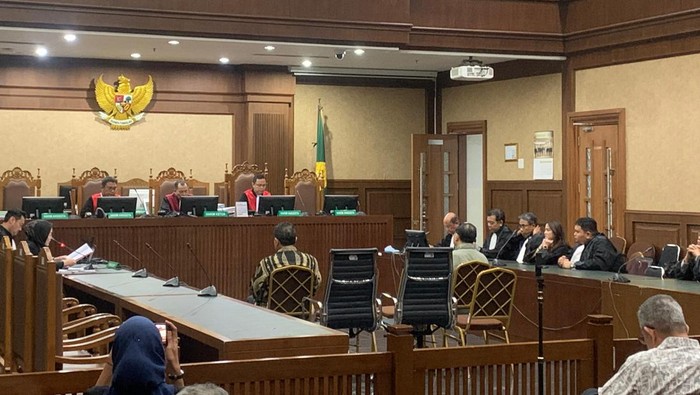 Sidang Achsanul Qosasi terkait kasus korupsi BTS Kominfo