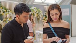 Potret Thariq Halilintar dan Aaliyah Massaid Hadir ke Pameran Wedding