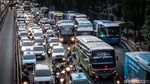 TransJabodetabek Ngetem, Lalin Gatsu Arah Kuningan Tersendat