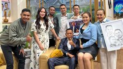 Senyum Tukul Arwana Disemangati Raffi Ahmad Senyum Tukul Arwana Disemangati Raffi Ahmad