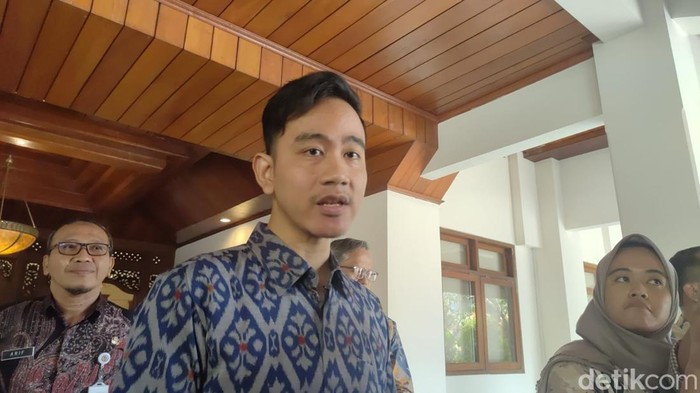 Wali Kota Solo Gibran Rakabuming Raka ditemui di Balai Kota Solo, Selasa (4/6/2024).