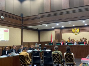 Putri SYL Sebut Anaknya Pengusaha Tambang, Hakim: Kok Mau Honor di Kementan?