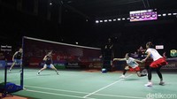 Bermain di Court 1 Istora Senayan, Rabu (5/6/2024), Ana/Tiwi cukup kesulitan meladeni unggulan China.