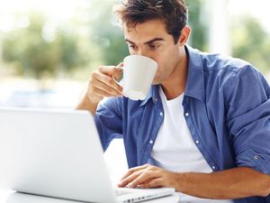 Bisa Berdampak Pada Ginjal, Ini Kebiasaan Minum Kopi yang Perlu Dihindari