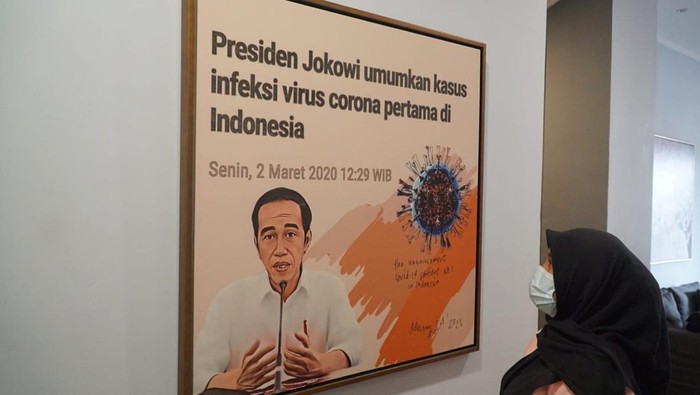 Sebanyak 188 lukisan hasil karya Denny JA dengan asisten Atrificial Intelegent (AI) dipamerkan di Jakarta. Ini jadi hasil lukisan pertama di Indonesia.