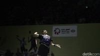 Jojo akhirnya kalah di gim ketiga dengan skor 12-21.