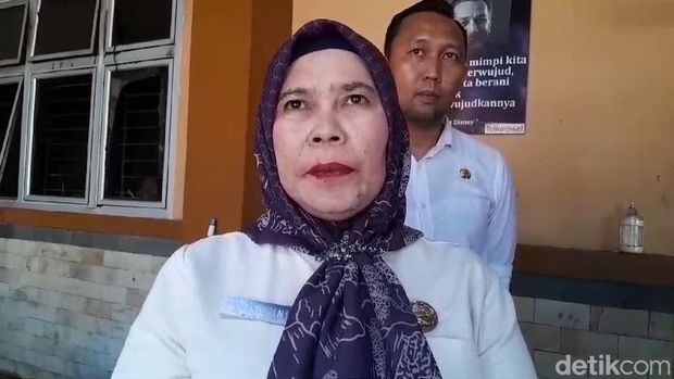 Kepala SMP Negeri 19 Kota Palembang Wahyuni.