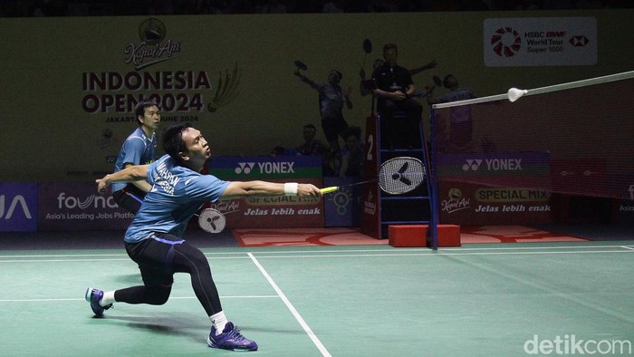 Kerja Keras Ahsan/Hendra Lolos ke Babak Kedua Indonesia Open