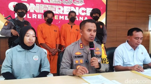 Konferensi pers kasus penyelundupan penyu di Aula Mapolres Jembrana, Rabu (5/6/2024). ( I Putu Adi Budiastrawan/detikBali)