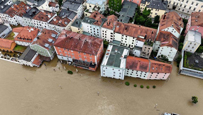 A general view taken with a drone shows the flood-affected area at the Donau river following heavy rainfalls in Passau, Germany, June 4, 2024. REUTERS/Ayhan Uyanik