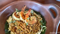 10 hidangan tersebut Terinspirasi dari perpaduan rasa dan teknik memasak tradisional yang unik. Rasanya tetap nikmat, meski tanpa mengubah resep aslinya. Foto: detikcom/Riska Fitria