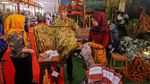 Melihat Pekan Batik Daerah Budaya Bangsa di Alun-alun Bojonegoro