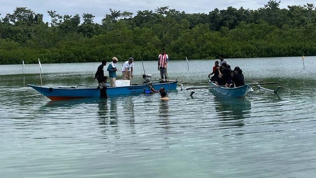 Desa Taar, Kota Tual, Maluku Tenggara, ditetapkan sebagai Kampung Perikanan Budidaya Teripang pertama di Indonesia pada 2023 lalu. Yuk lihat aktivitasnya.