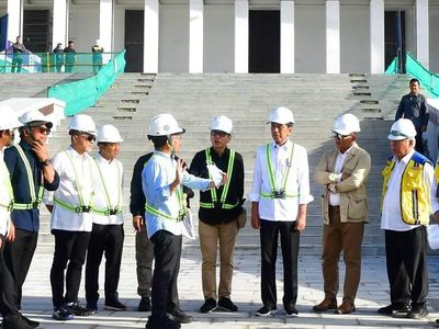 Momen Mendag Zulhas Dampingi Jokowi Groundbreaking Infrastruktur IKN