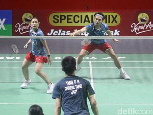 Pasangan Taiwan Singkirkan Rinov/Phita