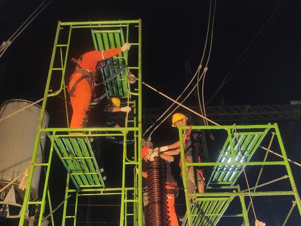 Ramai Cuitan di Sumatera Mati Lampu, Apa yang Terjadi?