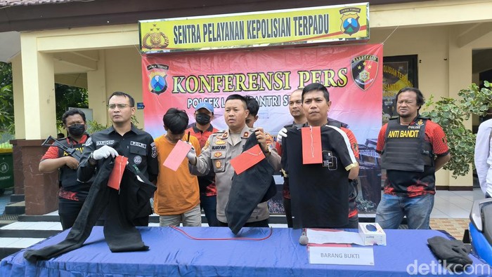 Pencuri kendaraan bermotor spesialis minimarket dan kos-kosan di Surabaya diringkus.