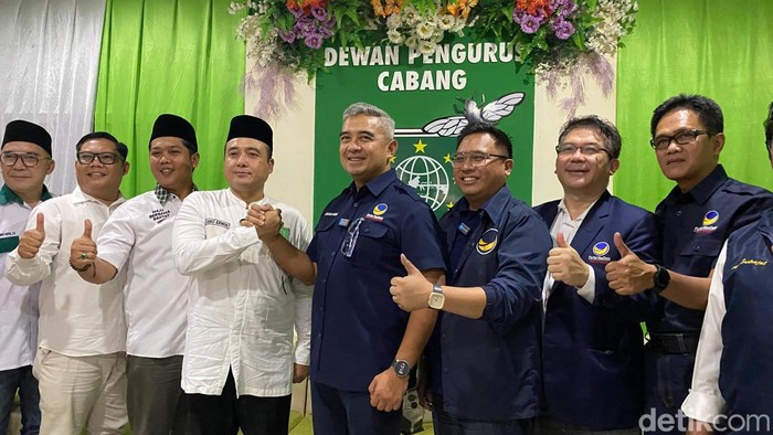 Pimpinan Partai NasDem dan PKB Kota Bandung bertemu.