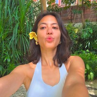 Salah satu selebriti yang sering tampil bare face di media sosial adalah Pevita Pearce. Ia tampak cantik saat bangun tidur tanpa makeup sama sekali dengan potongan rambut pendek. Foto: Instagram