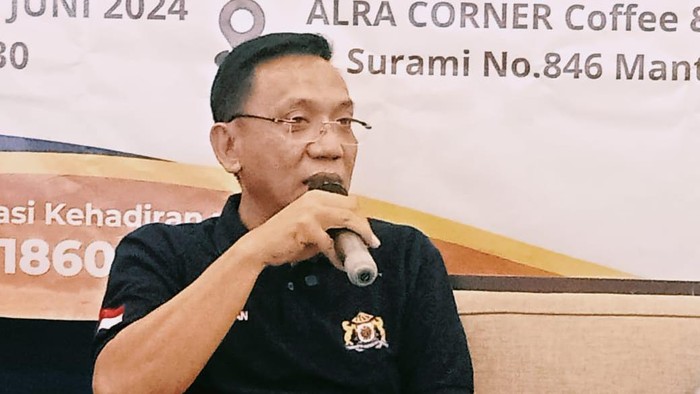 Potret Rembug Warga Yogya Rembug warga Jogja digelar oleh lintas komunitas di kota pelajar sebagai wadah narasi dan pandangan kritis guna membangun Yogyakarta.