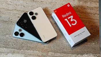 Hadir dalam tiga varian, ada Sandy Gold, Midnight Black dan Ocean Blue. Foto: Adi Fida Rahman/detikINET