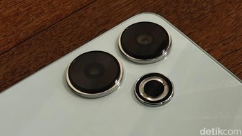 Redmi 13 4G dibekali kamera belakang ganda dengan sensor utama 108MP dan lensa bokeh 2 MP.  Foto: Adi Fida Rahman/detikINET