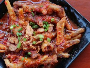 Resep Ceker Ayam Kuah Cabe yang Pedas Nampol