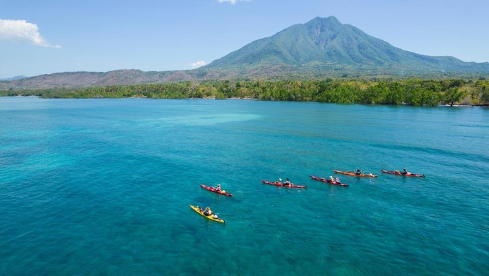Sea kayak