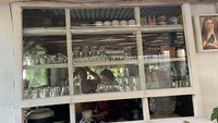 Konsepnya yang tanpa reservasi bahkan bisa membuat antrian hingga 4 jam. Saat ditanya tentang rencana perluasan lahan atau pembukaan cabang, Ali menyebut ia belum kepikiran.