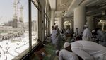 Suasana Masjidil Haram Mulai Dipadati Jemaah Haji