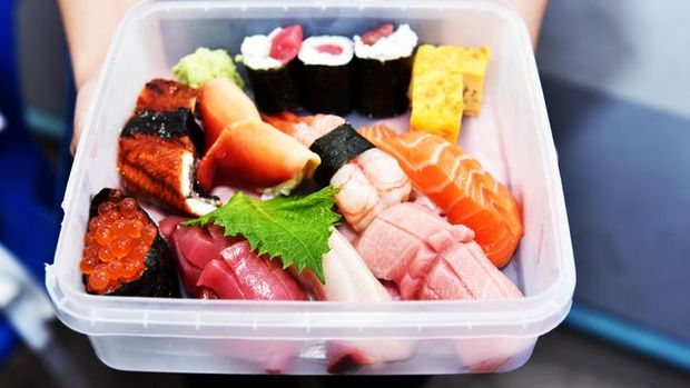 Konsumsi sisa sushi apakah aman?