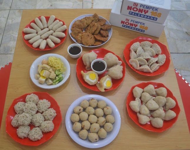 Tempat makan pempek legendaris di Jakarta