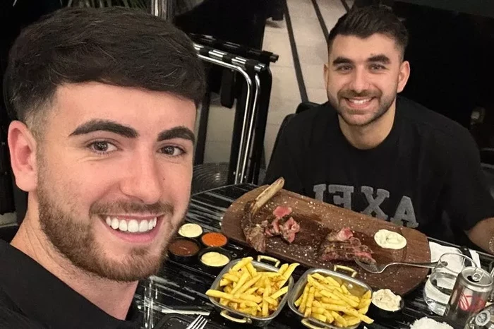 Demi Makan Steak Salt Bae Murah, Pria Ini Rela Terbang dari London ke Turki