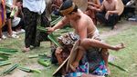 Perang Pandan, Tradisi Penghormatan kepada Dewa Indra di Bali
