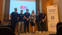 Platform ini dibuat dengan menggunakan layanan Amazon Web Services (AWS), sehingga dapat memberikan kemudahan dari sisi implementasi, harga yang terjangkau, dan performa yang kuat sehingga ideal untuk para pelaku UMKM.