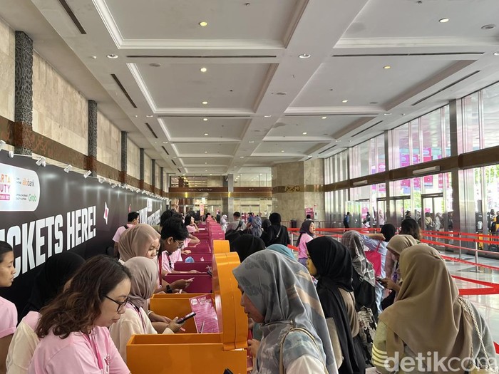 Acara pembukaan Jakarta X Beauty 2024.