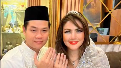 7 Foto Pernikahan Barbie Kumalasari Dengan Eks Suami, Akad Digelar Sederhana
