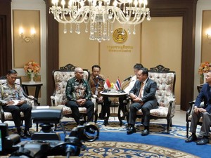 Polri Terima Penghargaan dari PM Thailand atas Penangkapan Chaowalit