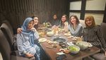 Ini Momen Kuliner Dewi Perssik yang Viral Gegara Gudang Garam Jaya