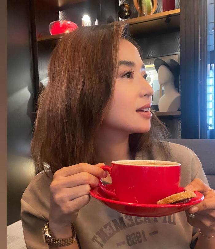 Dewi Perssik Dewi Perssik