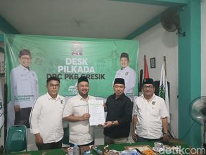 Kembalikan Formulir Bacabup Gresik, Gus Yani Ngaku Punya Visi Sama dengan PKB