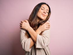 10 Cara Meningkatkan Kesehatan Mental di 2025, Bisa Diterapkan Sehari-hari