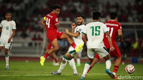 Timnas Indonesia bentrok dengan Irak pada Kualifikasi Piala Dunia 2026 zona Asia. Pertandingan berlangsung di Stadion Gelora Bung Karno, Jakarta, Kamis (6/6/2024) sore WIB.